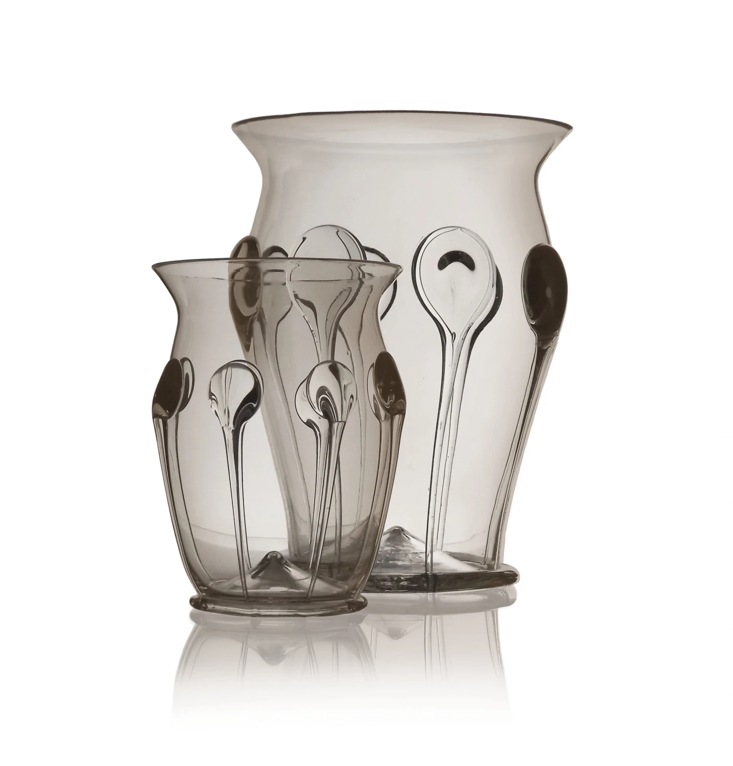 Thyme Glassware Dot Vase In Smoke
