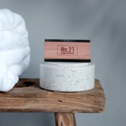 Clothes Doctor No. 21 Cashmere Comb - Red Cedarwood