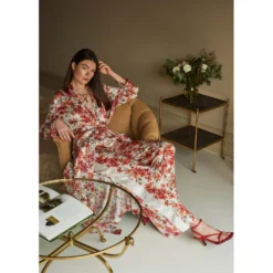 Bertioli By Thyme Silkwear Silk Robe In Wild Rose