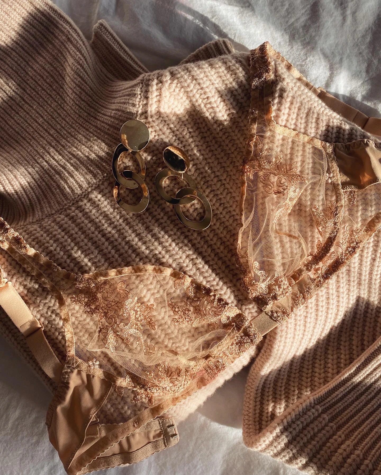 Coutille Soft Slipper Bra In Oat Accessories