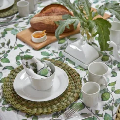 Bertioli By Thyme Cobnut Linen Table Cloth